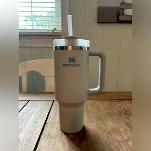 40oz Light Blue Stanley Tumbler